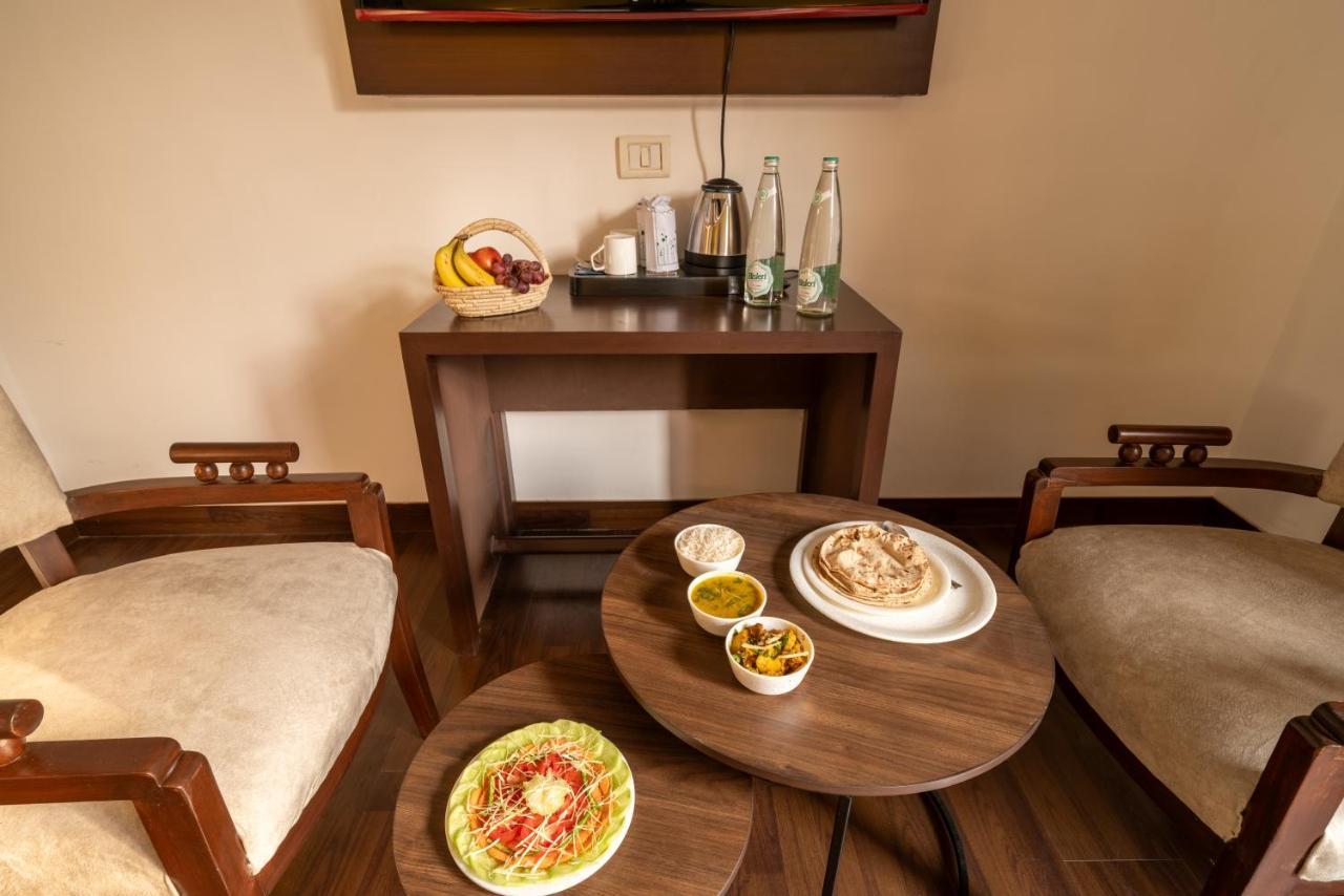 Lime Boutique B&B Gk-1 At Kailash Colony Metro , Greater Kailash Near Eros Hotel Nehru Place Nueva Delhi Exterior foto